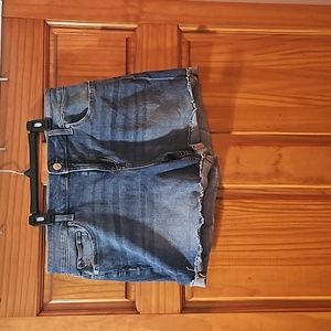 Maurices m jeans mid rise jean shorts